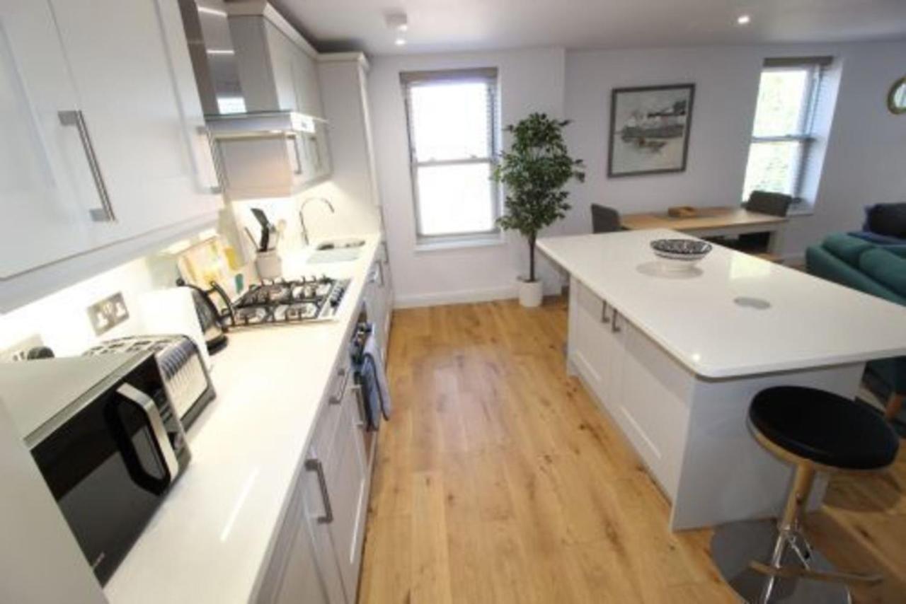 Middle Chine - 2 Bedroom Holiday Home Bournemouth Exterior foto